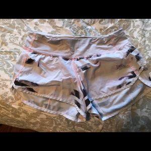 Lululemon speed shorts size 4